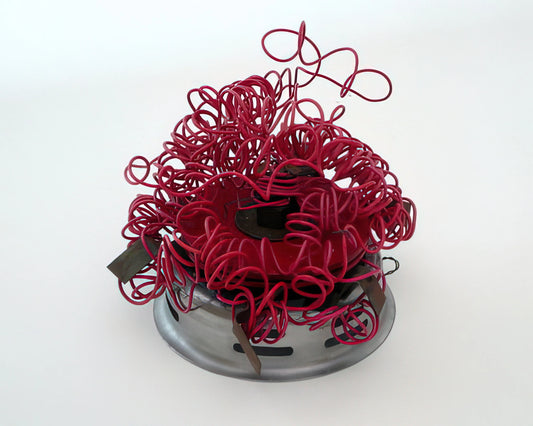 Gego Art: The Revolutionary Sculptor Who Redefined Space and Line - Bichito 8922 - 1989 by Gego
