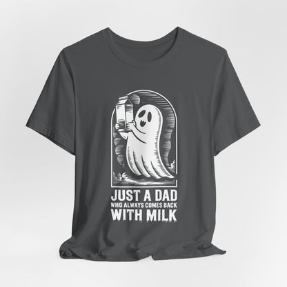 Solo un papá que siempre regresaba con leche camiseta de Halloween - Camiseta de manga corta unisex