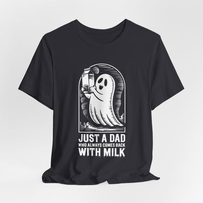 Solo un papá que siempre regresaba con leche camiseta de Halloween - Camiseta de manga corta unisex