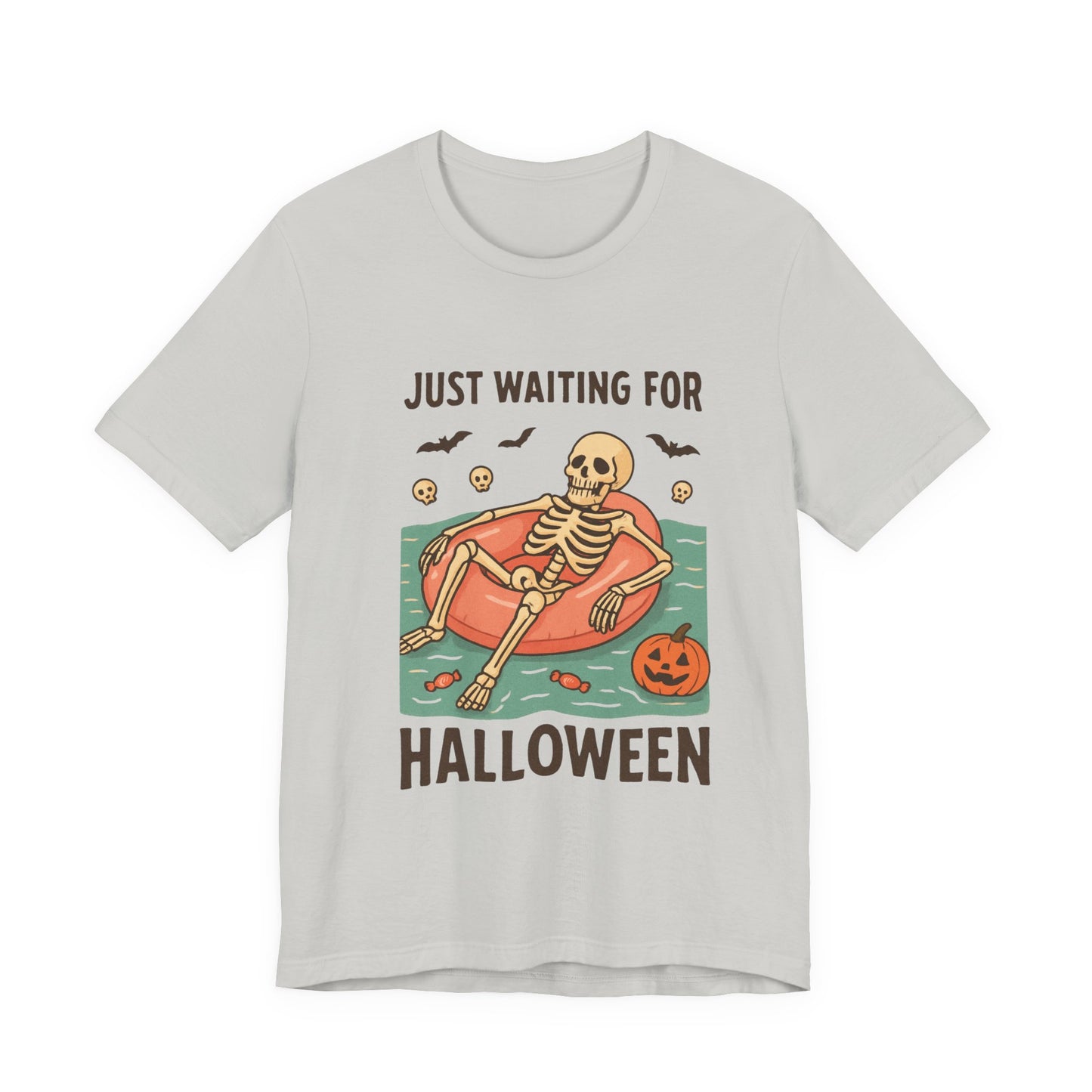 Esqueleto de verano espeluznante esperando a que llegue Halloween
