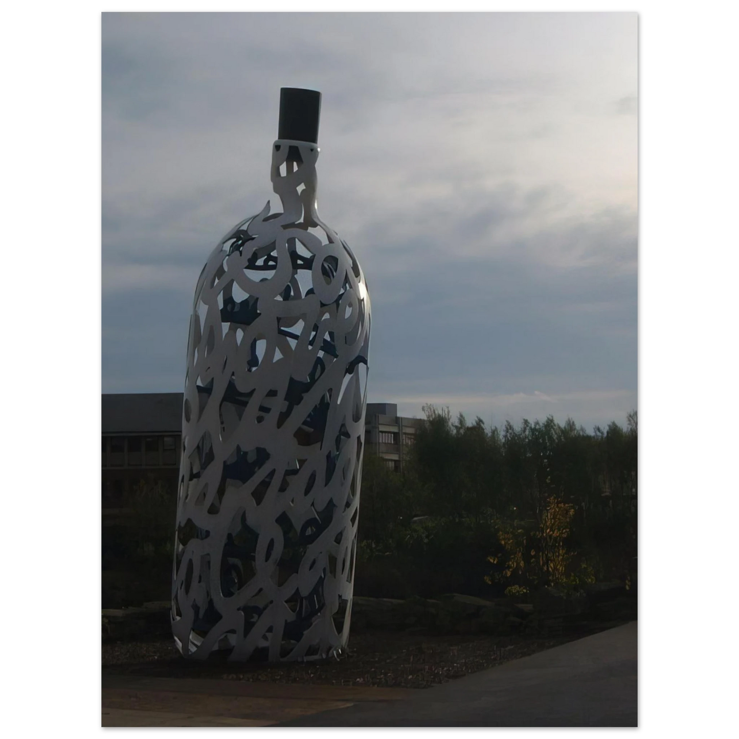 Claes Oldenburg - THE BOTTLE OF NOTES 1993  75x100 cm / 30x40inches Fine Art Poster